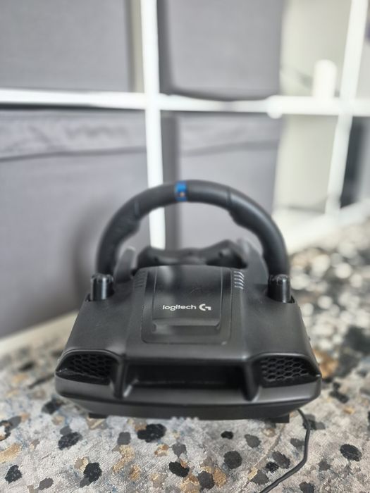 Volan Logitech G29