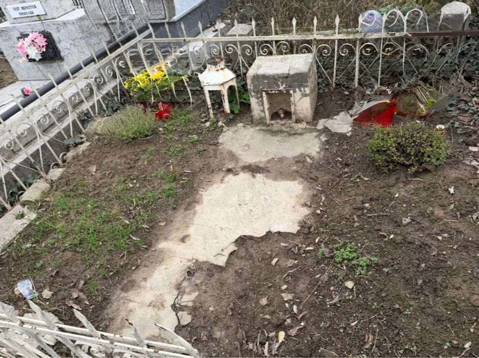 Vanzare cesiune 2 locuri de veci, cimitir Sf Constantin Braila