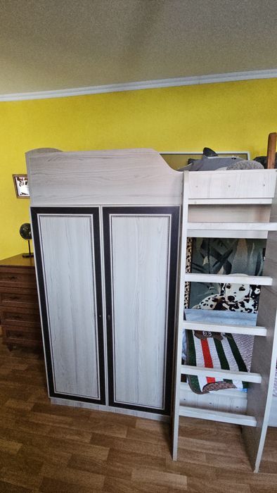 Кровать детская двухъярусная