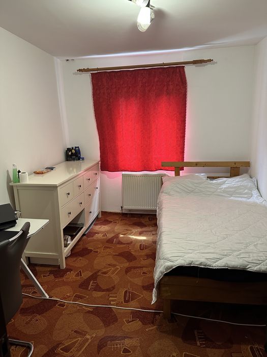 se cauta coleg de apartament