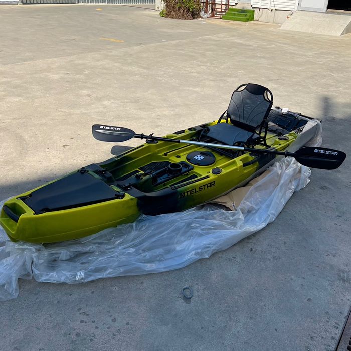 Професионален SIT ON TOP риболовен каяк с педали MARIUS ново