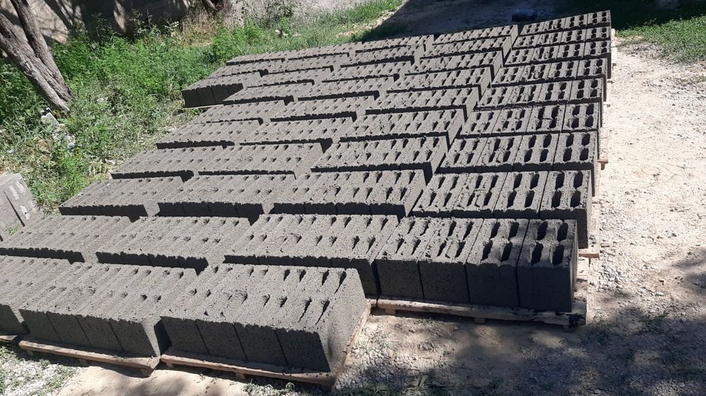 Продаётся шлакоблоки
