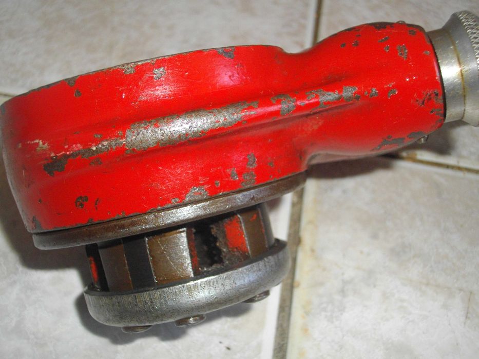 VIRAX521A Чешмеджийска Плашка/Винтонарезка Пафта Френска Профи 4 Глави