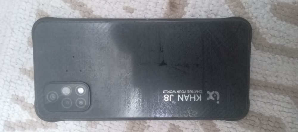 Продам телефонl KHAN J8