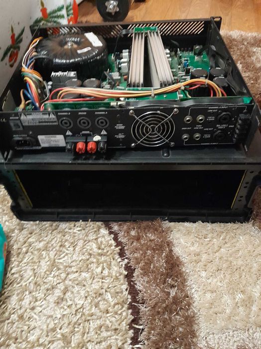 Amplificator crest CPX 2600