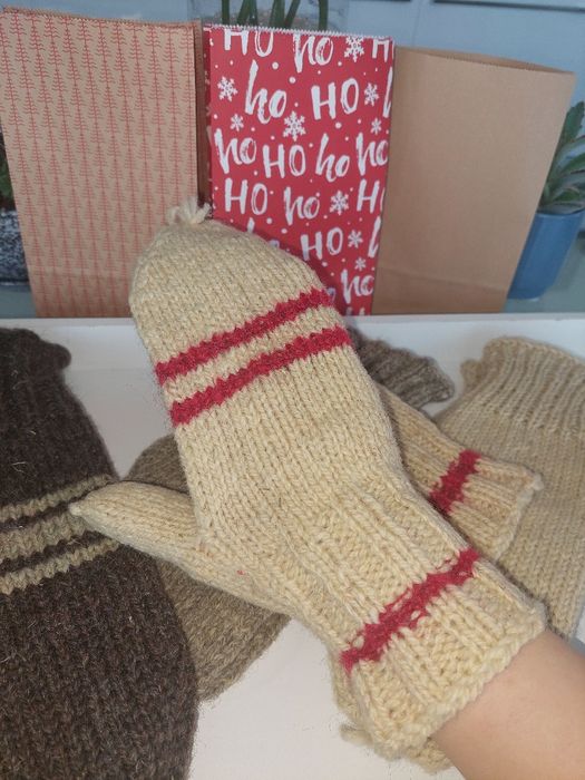 НОВИ Ръчно плетени вълнени ръкавици на СТРАХОТНА ЦЕНА