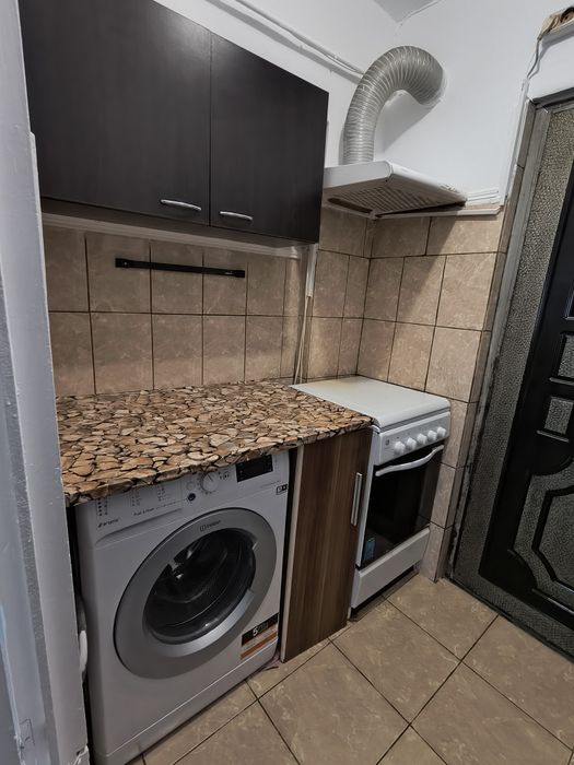 Inchiriez apartament cu o camera