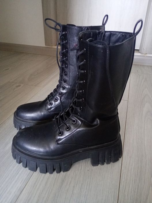 Ghete dama masura 38 lungi si cu siret gi