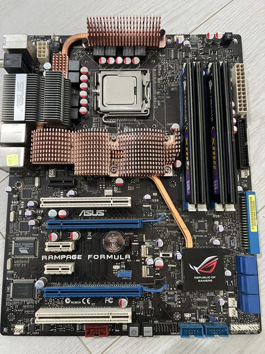 CPU core i7 980x 16GB RAMPAGE III FORMULA Intel i7-980X Core i7 Extreme Edition Six Core Processor 3.33GHz