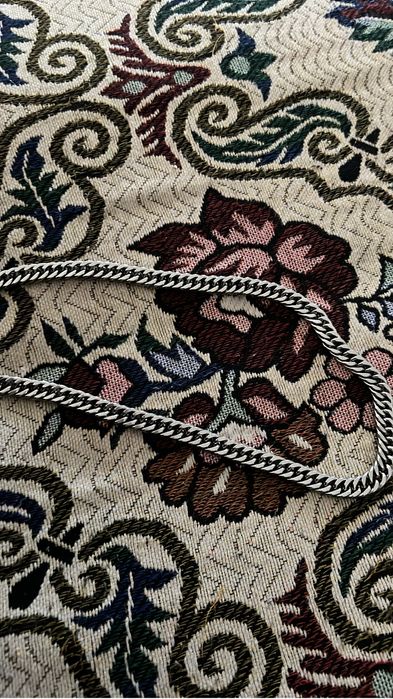 Продам цепь мужская сталь срочно