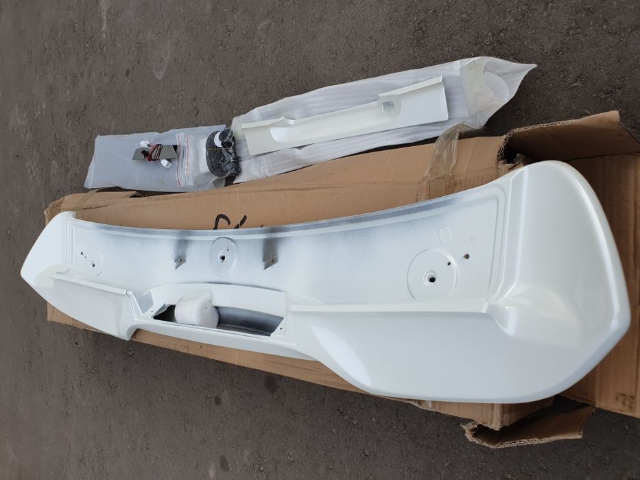 Спойлер Honda CR-V 2012/2017 белый