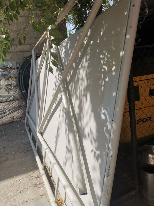 Продам ворота б/у