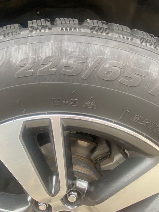 Зимни гуми за SUV 225/65/17