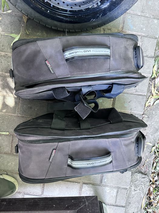Set sidecase genti laterale textil Givi silver bag