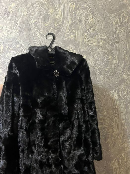 Продам натуральную шубу