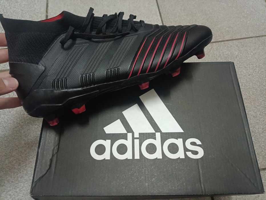 Футбольные бутсы