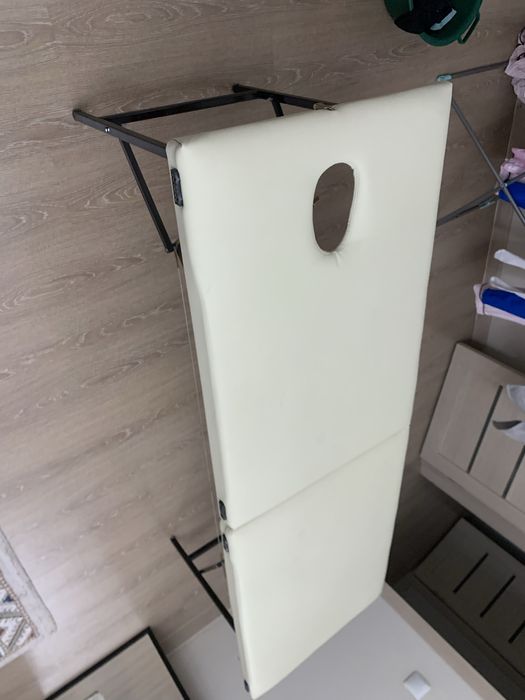 Продам кушетку масажную