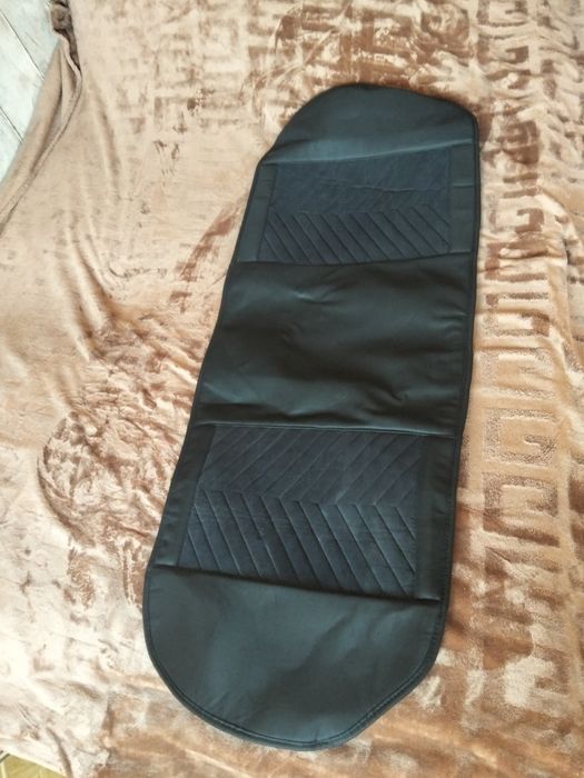 Продам чехлы, накидка на кобальт!