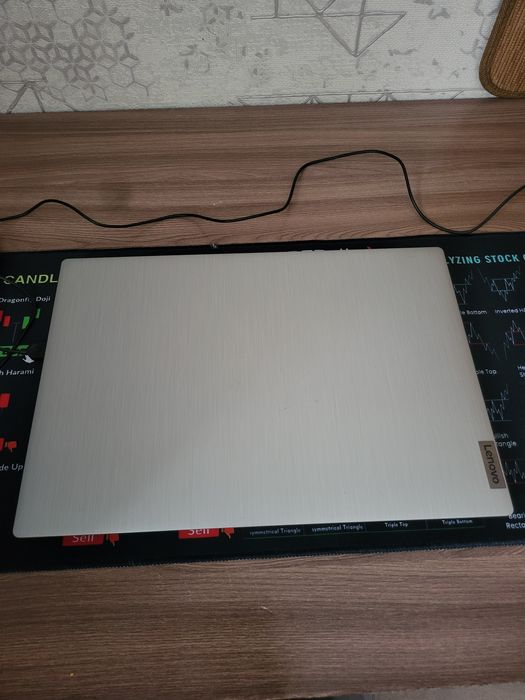 Продам ноудбук "Lenovo ideaPad 3"