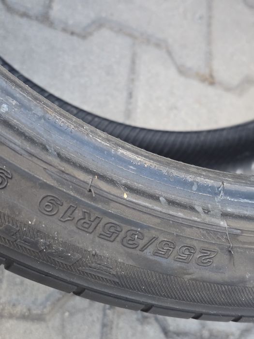 255 35 19 Bridgestone