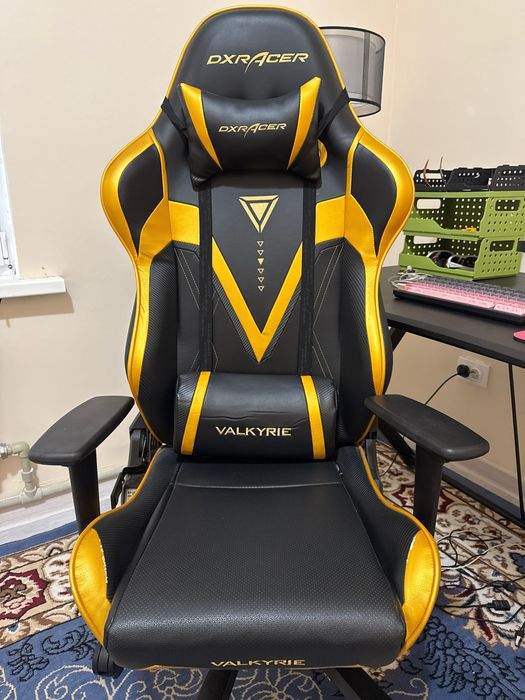 Игровое кресло DXracer Valkyrie