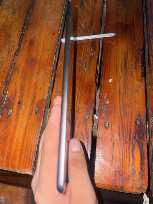 Tableta ipad gri