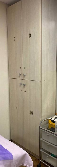 Шкаф для раздевалок. Шкаф для хранения вещей