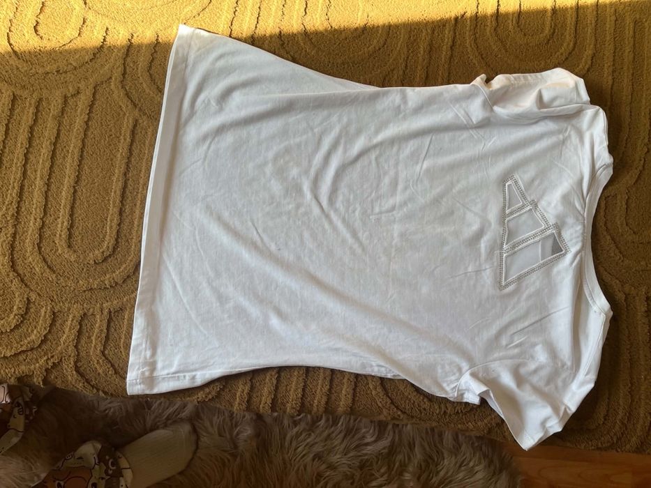 Продавам тениска Adidas original