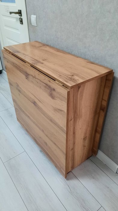Продам новый стол стол книжку