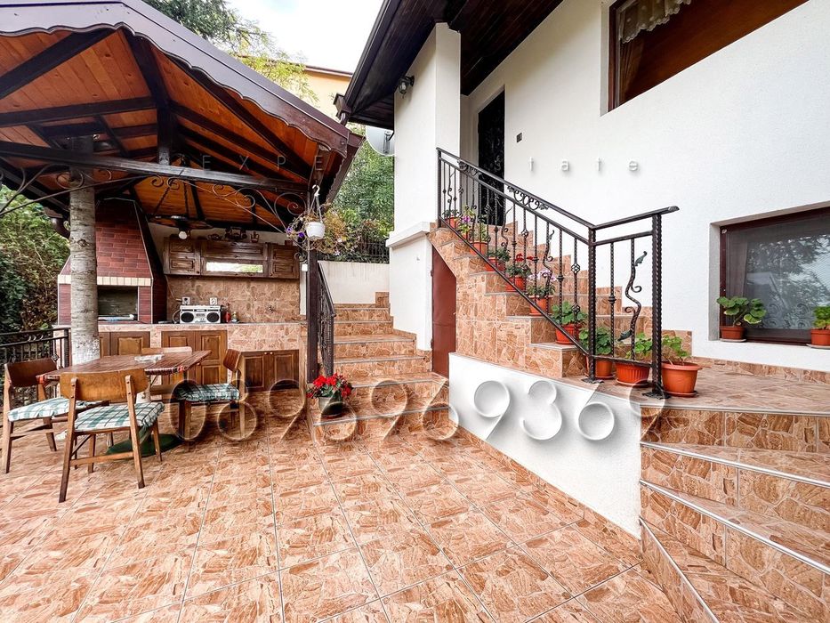 Продава се Къща в Варна, м-т Траката - 180 кв.м за 1328 €/кв.м - Снимка #11