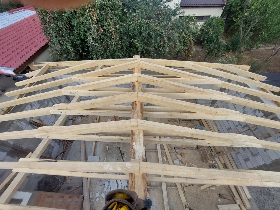 execut acoperișe dulgherie