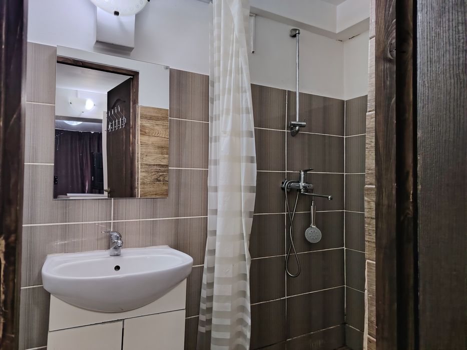 Chirie închiriez apartament