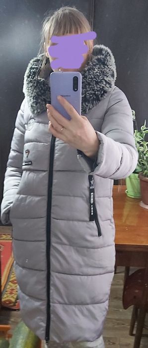 Продам зимние куртки