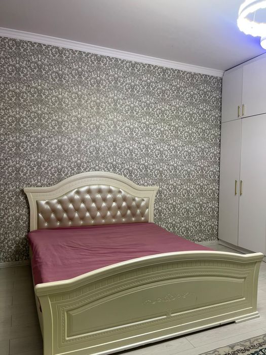 Продам кровать, размер на 180/200