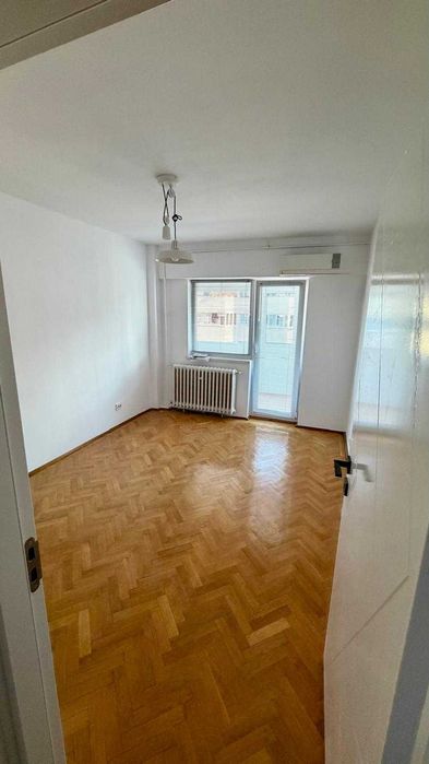 De inchiriat apartament 4 camere - 83 mp // Ultracentral // Ploiesti