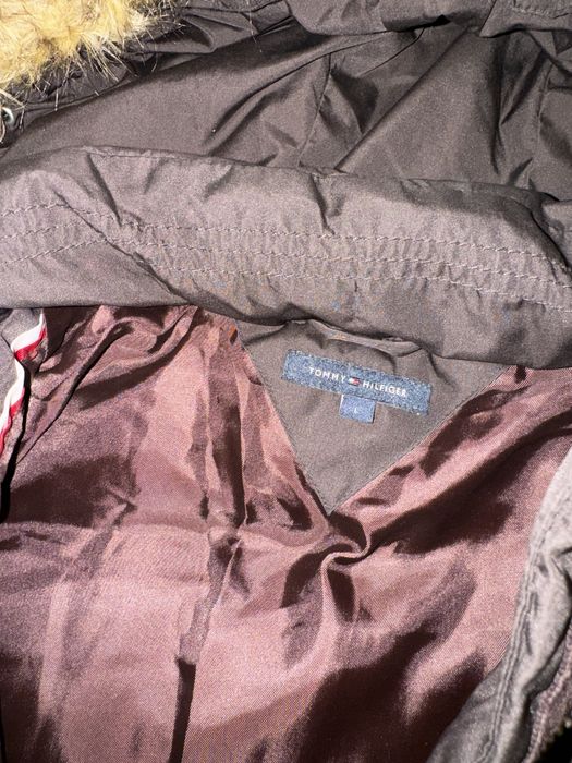 geaca lunga cu blanita Tommy Hilfiger