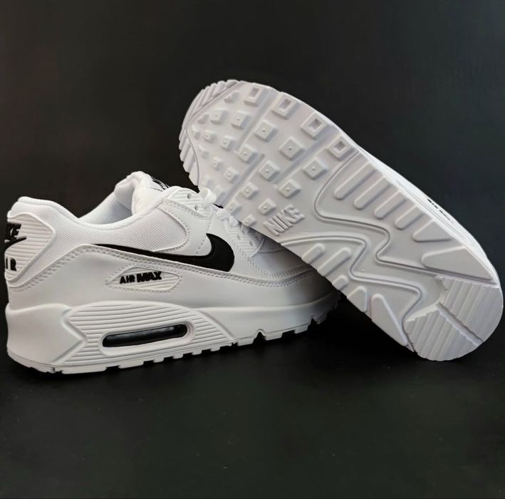Nike Air Max обувки