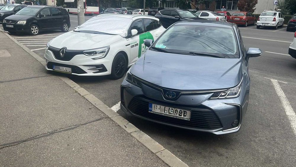 Transfer aeroprt Otopeni Pitesti Transport persoane