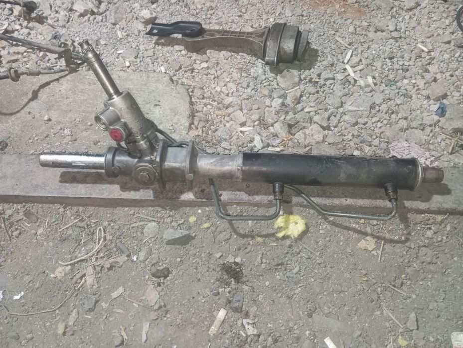 Рулевая рейка Субару правый руль