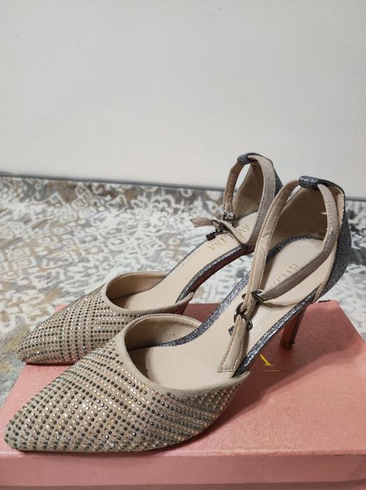 Продам туфли 39 размера