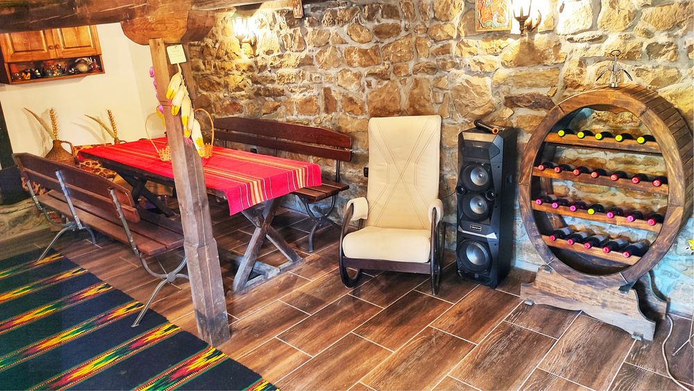 Дава се под наем Къща в София, Младост 3 - 130 кв.м за 100000 € - Снимка #1