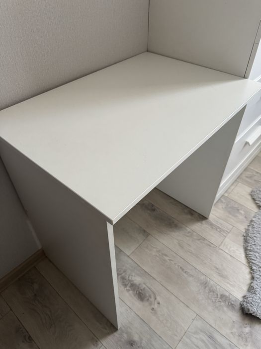 Продам стол и стульчик IKEA
