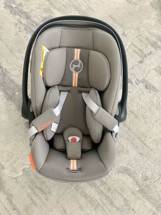 Scoica Cybex Cloud G I-size cu insert nou-nascut