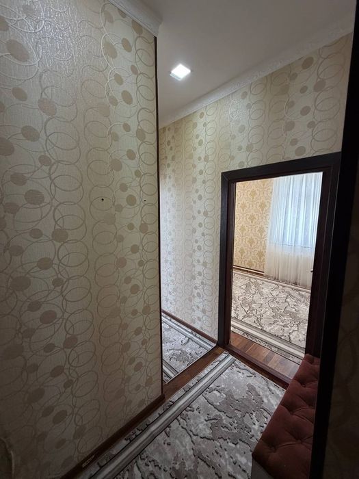 Тезда 5 каватли янги домнинг 4 каватидан 1 хоналик квартира,35квм, сот