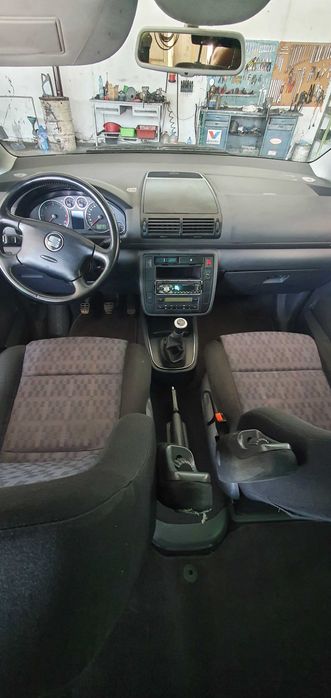 Seat Alhambra с гаранция