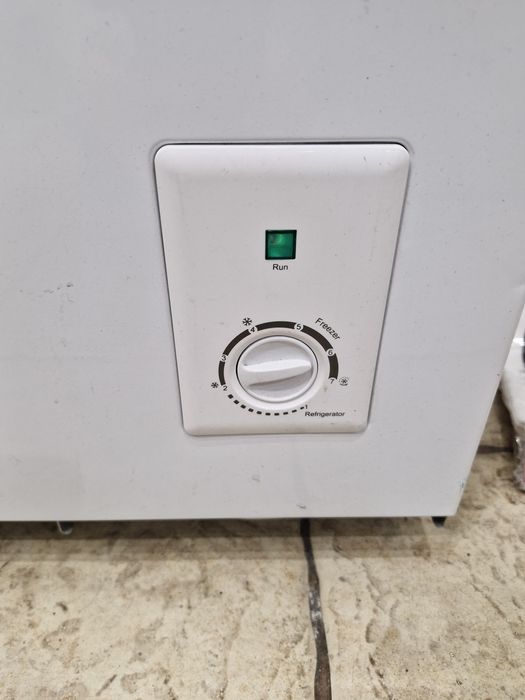 Продам морозильную камеру