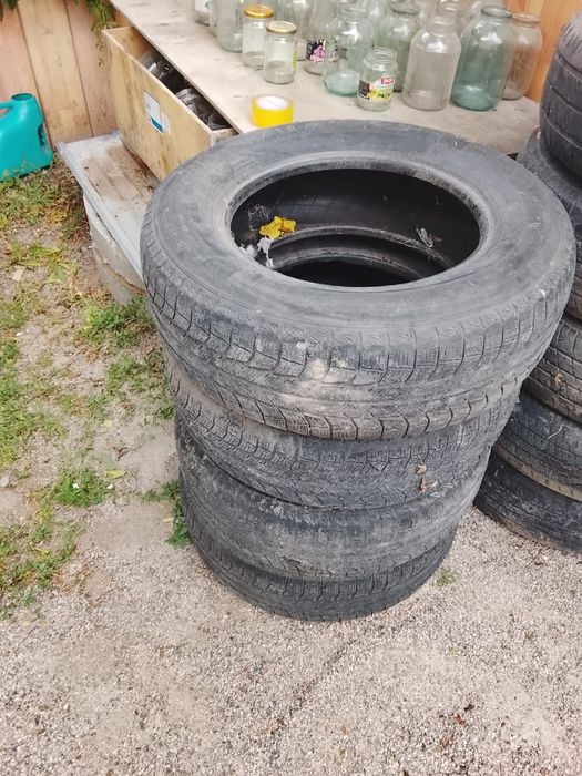 Продам шины 8штук