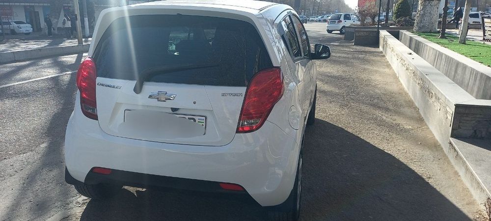 Spark 2017 2 pozitsya oldi o'ng krilo alishgan qolgani toza