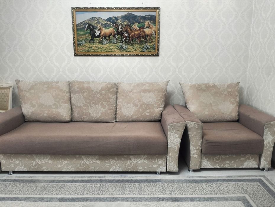 Диван с кресло продается срочно