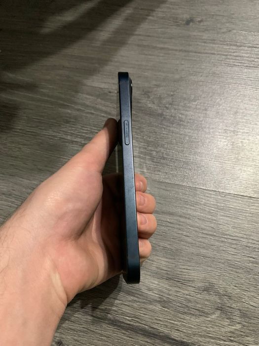 Айфон 13 в идеальном состоянии